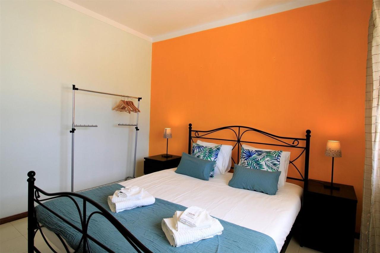 Portimão Classic With Pool by Homing Apartamento Alvor Exterior foto