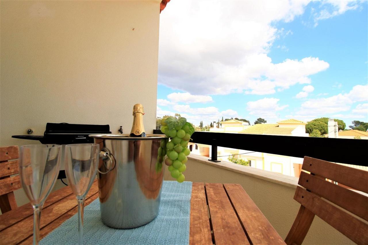 Portimão Classic With Pool by Homing Apartamento Alvor Exterior foto