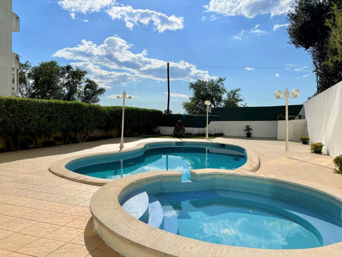 Portimão Classic With Pool by Homing Apartamento Alvor Exterior foto