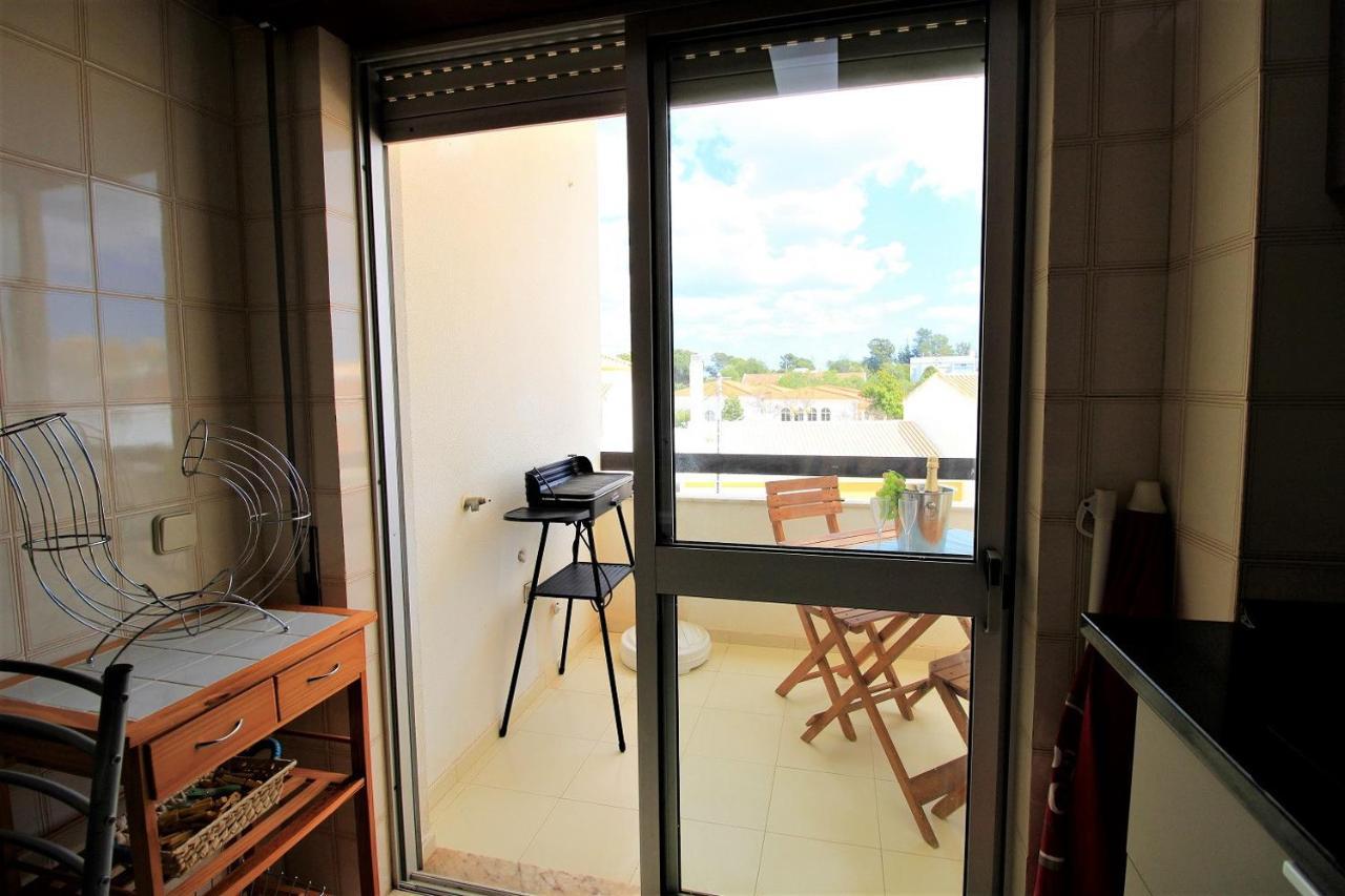 Portimão Classic With Pool by Homing Apartamento Alvor Exterior foto