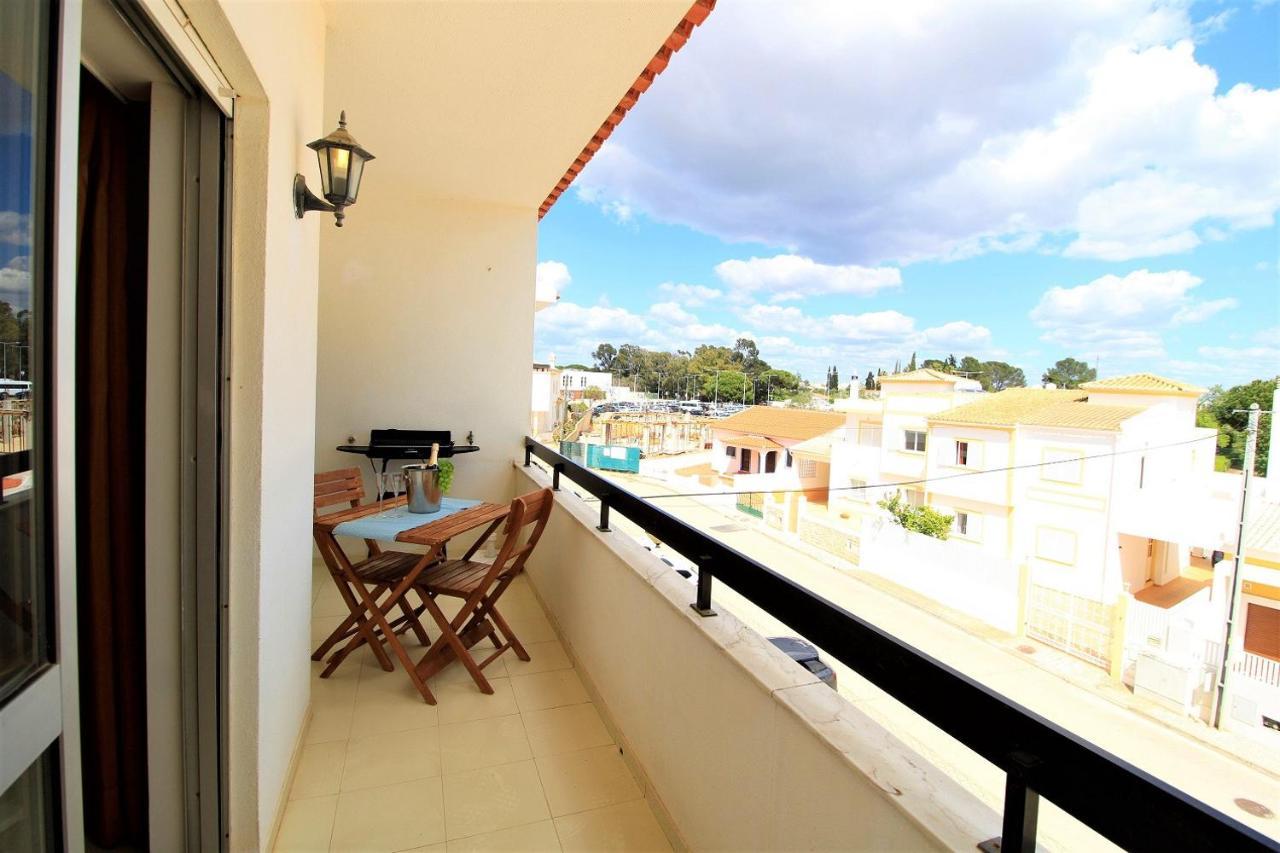 Portimão Classic With Pool by Homing Apartamento Alvor Exterior foto