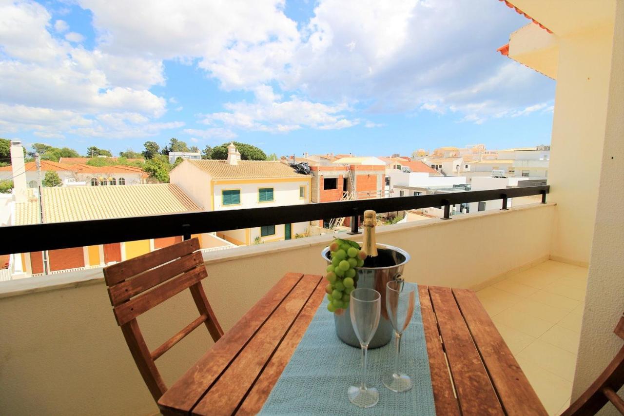 Portimão Classic With Pool by Homing Apartamento Alvor Exterior foto