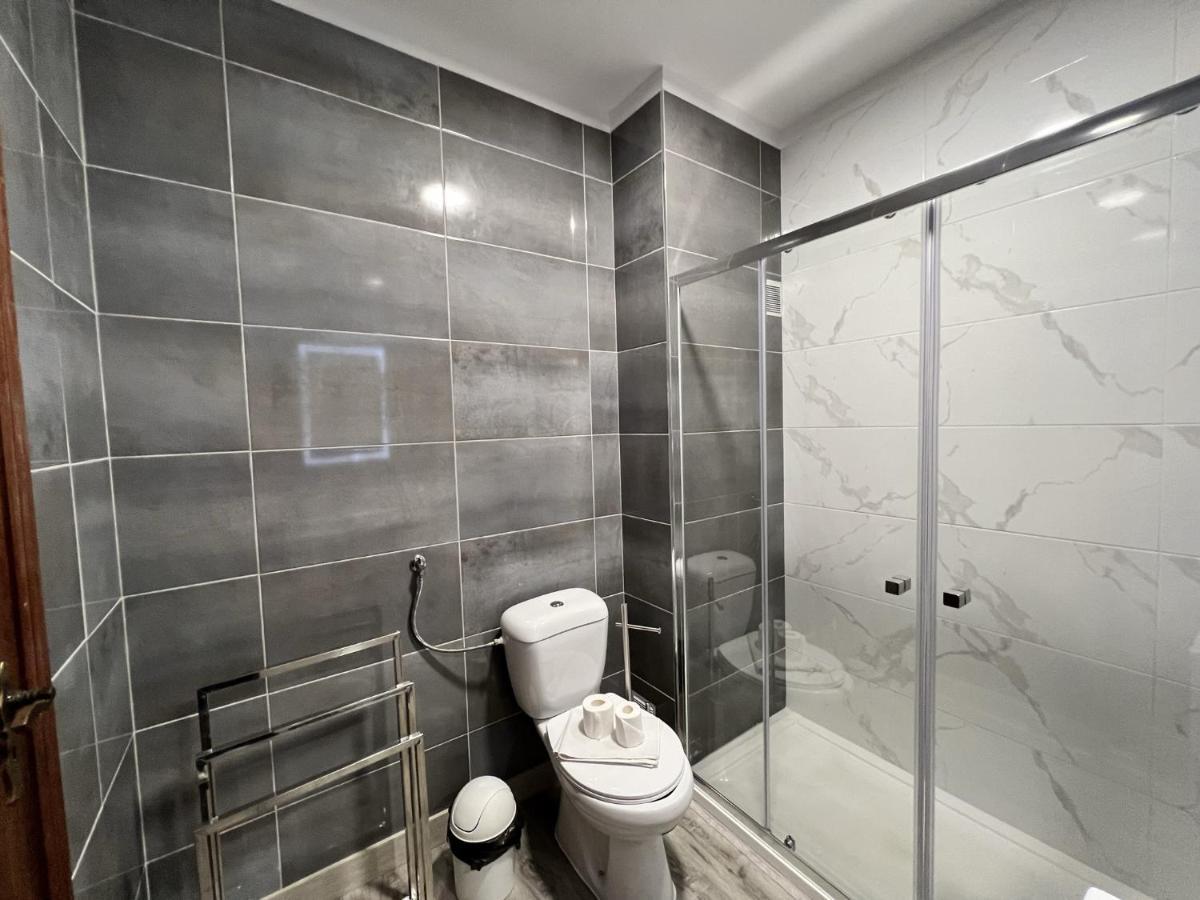 Portimão Classic With Pool by Homing Apartamento Alvor Exterior foto